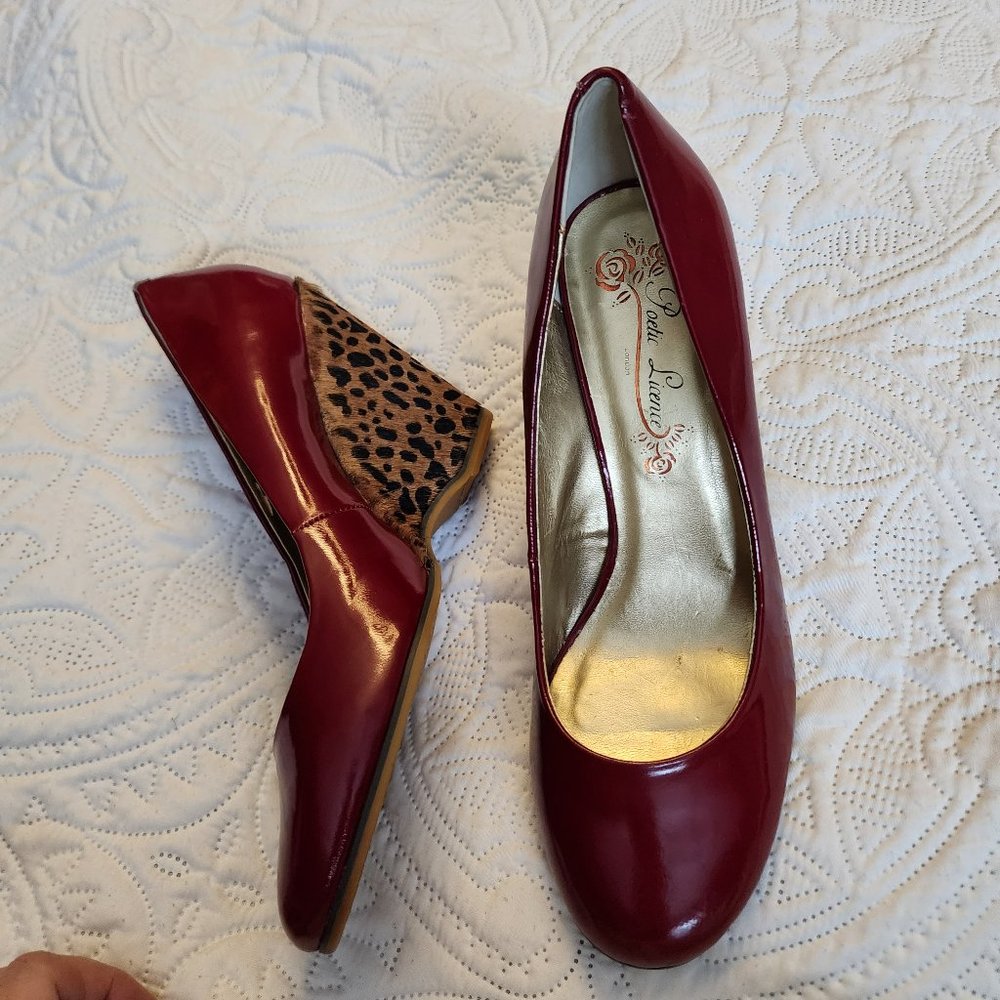 LKNW new never worn Poetic Licence red patent upper leopard calf hair wedge 8.5